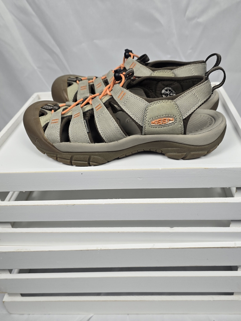 KEEN Women's Newport H2 - Sandals Size 9